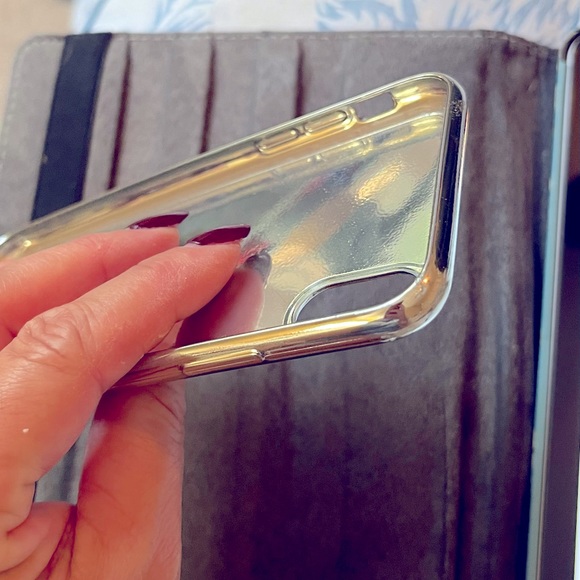 iPhone X Rhinestone/Crystal Cover Like New - Picture 4 of 4